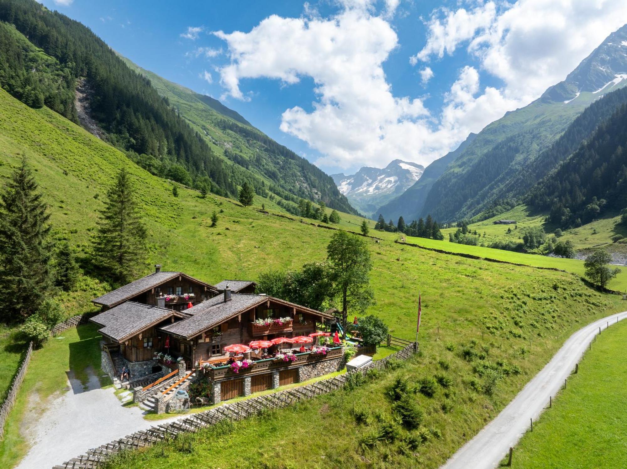 Senninger Alm Bed & Breakfast Hollersbach im Pinzgau Exterior foto